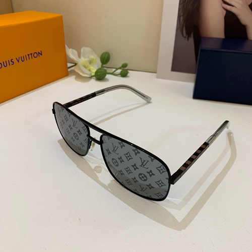 ルイヴィトンサングラス背面デザイン